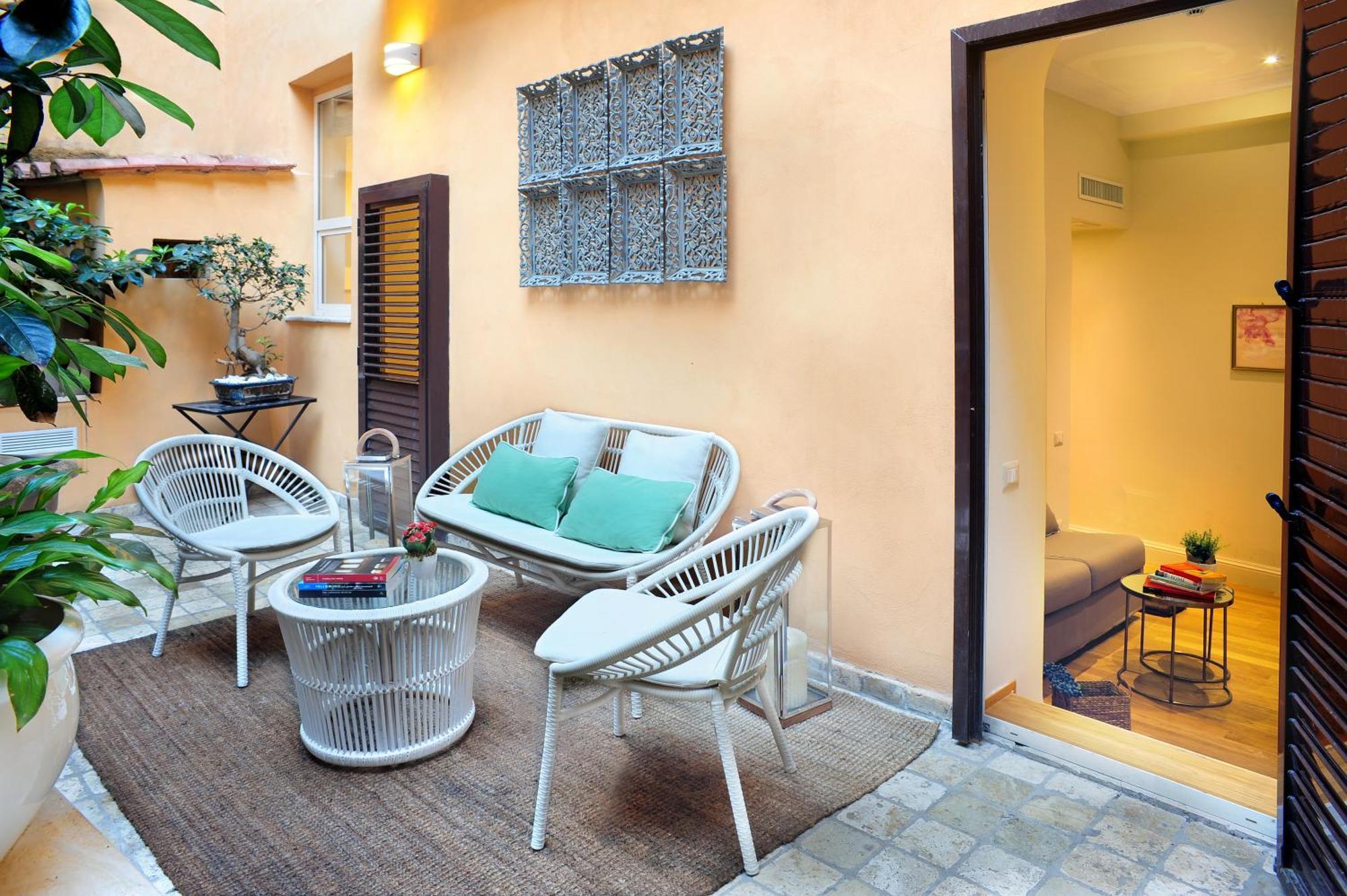 Suite Terrace,1353509530:JPEG